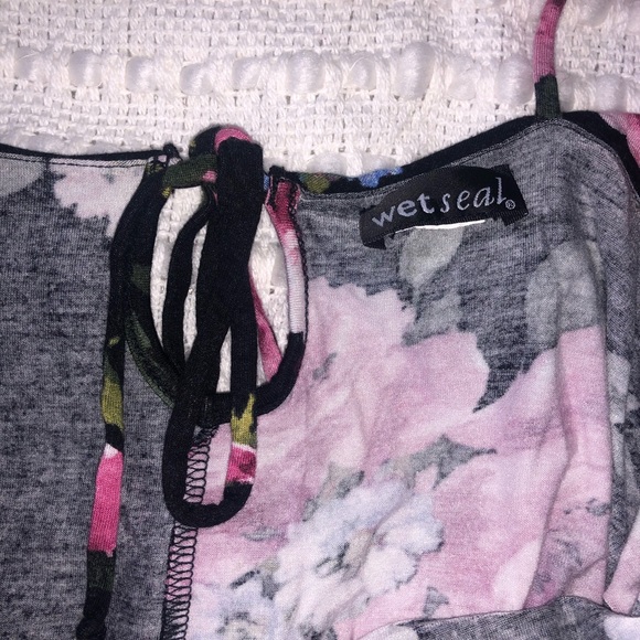 Tank top - Picture 2 of 3